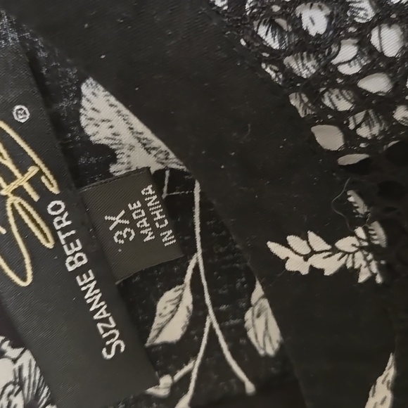 Suzanne Betro shirt - Picture 5 of 6